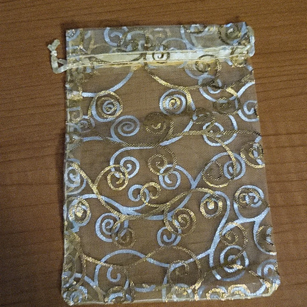 90 Gold Organza Gift Bags with Gold Swirl Design And Gold Tie.   New. Resellers